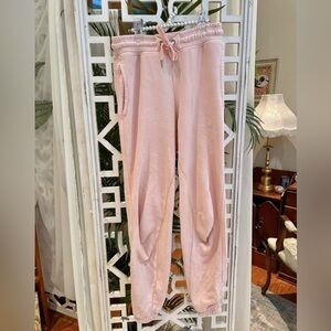 Aerie peach joggers with pockets fit up to a size small